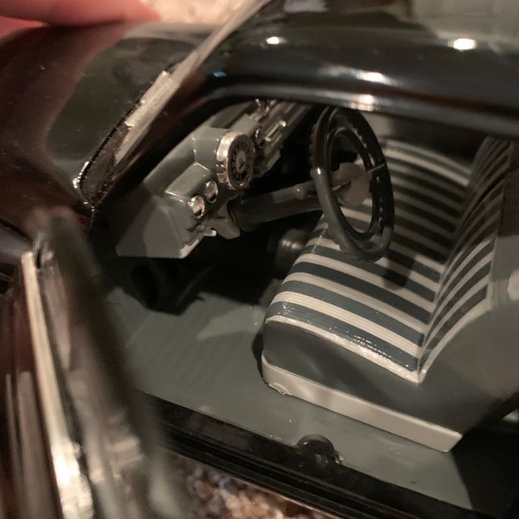 James Dean Model 1949 Mercury Coup - Picture 9 of 12